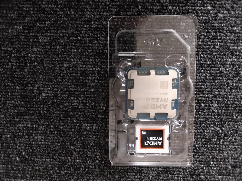 AMD CPU RYZEN9 9950X
