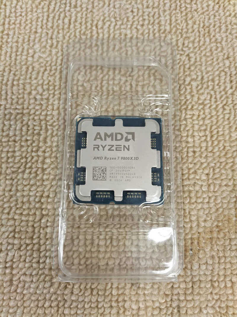 Processeur AMD Ryzen 7 9800X3D