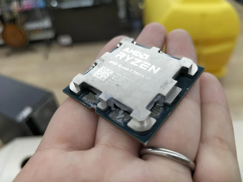 Processeur AMD Ryzen 7 7800X3D