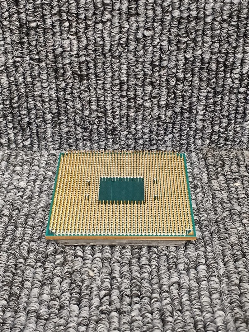 Processeur AMD Ryzen 7 3700X