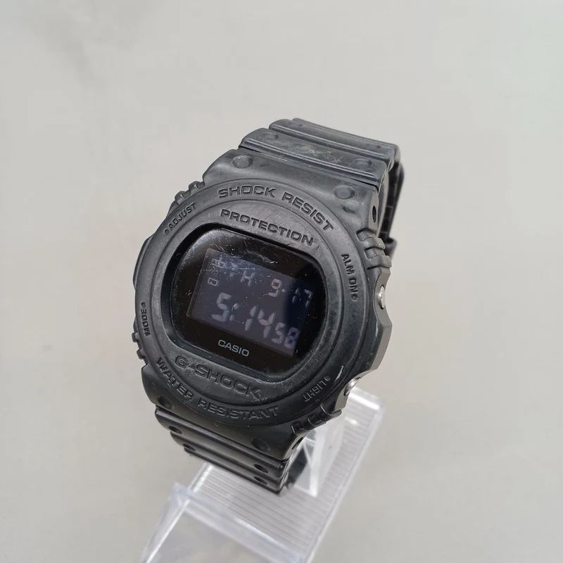 CASIO G-SHOCK DW-5750E