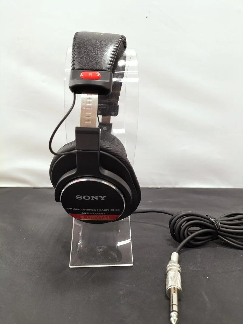 Casque de monitoring studio fermé SONY MDR-CD900ST