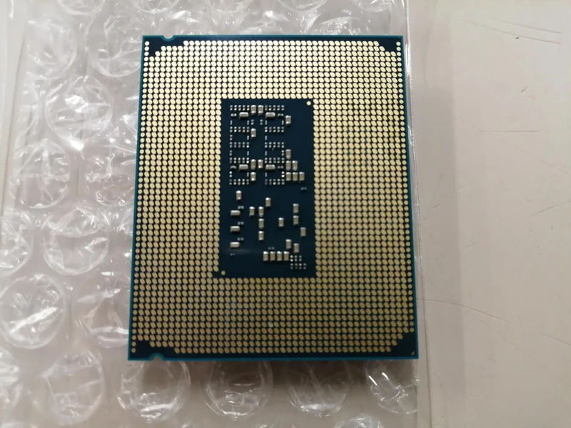 Intel Core Ultra 5 245K CPU