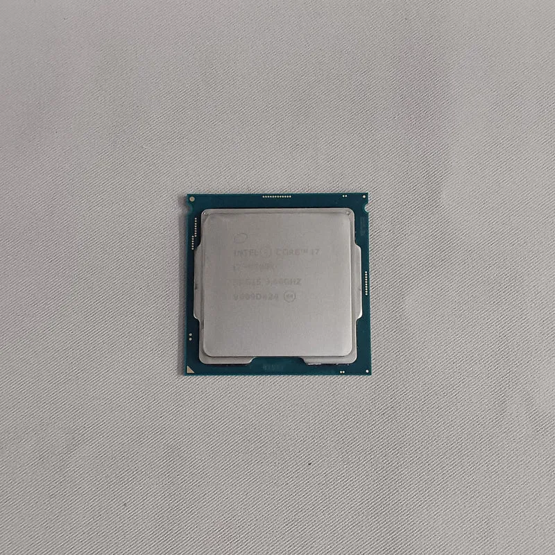 Processeur Intel Core i7-9700K à 3.60 GHz