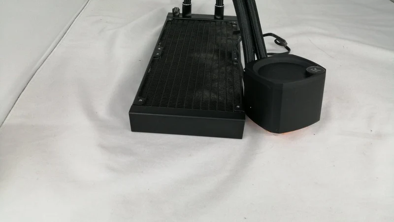 Refroidisseur de processeur à eau EKWB EK-NUCLEUS AIO CR240 DARK