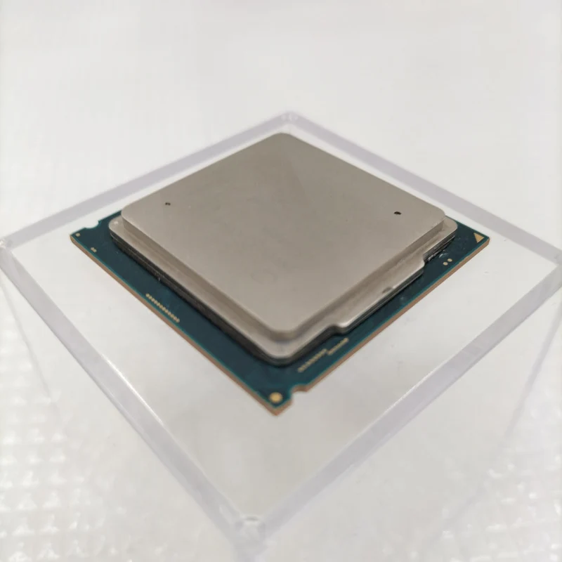 Processeur Intel i7-9700K 3.60 GHz