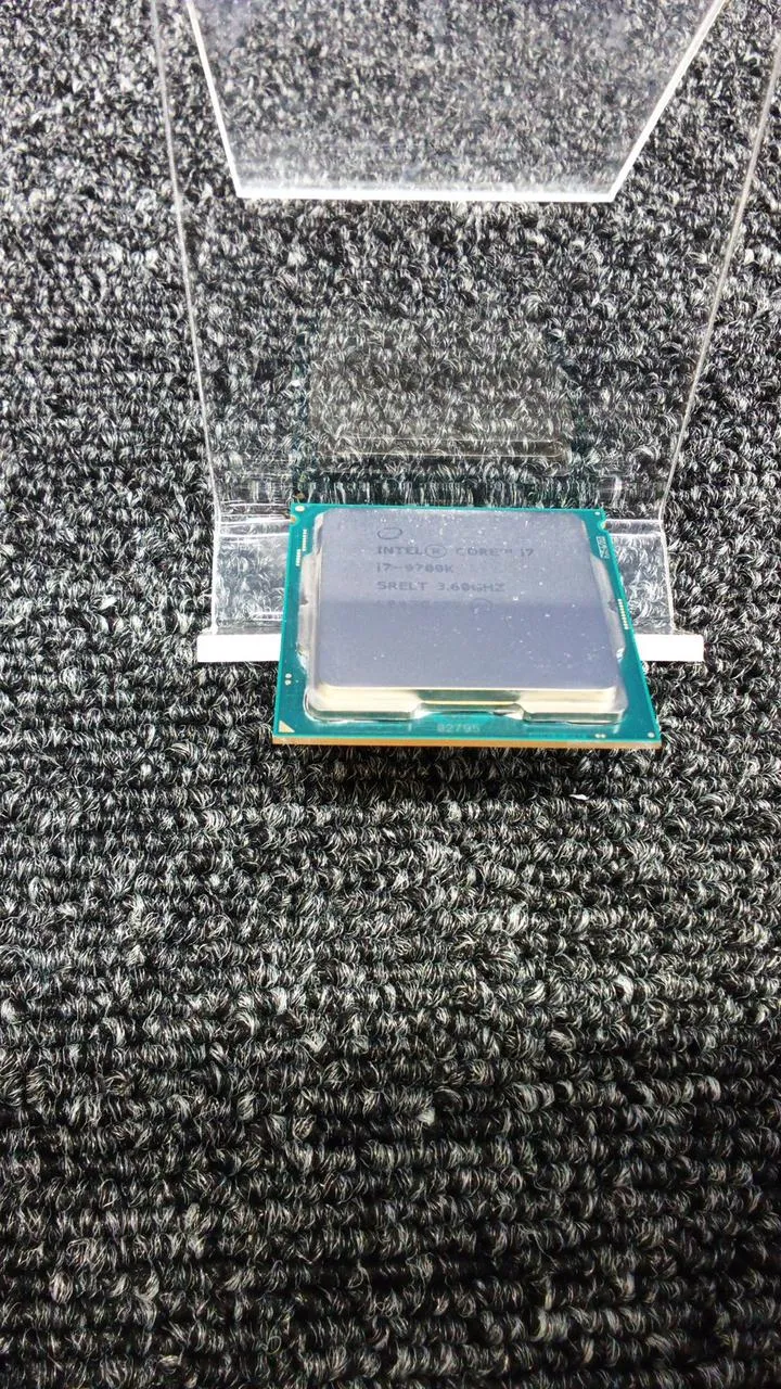 Processeur Intel i7-9700K