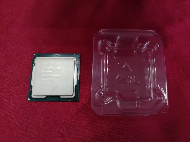 Intel Core i7-9700 CPU