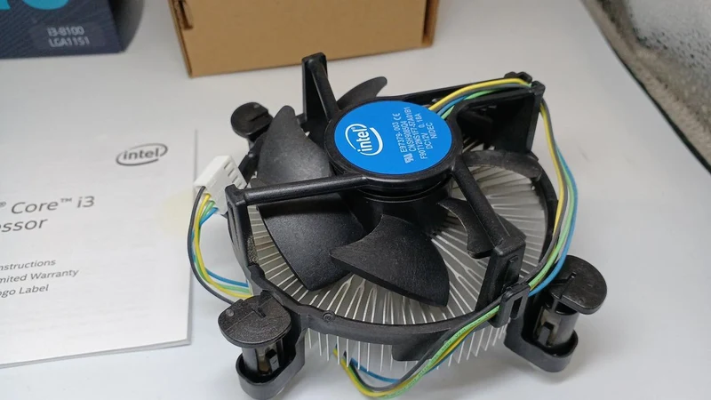 Processeur Intel Core i3-8100 LGA1151