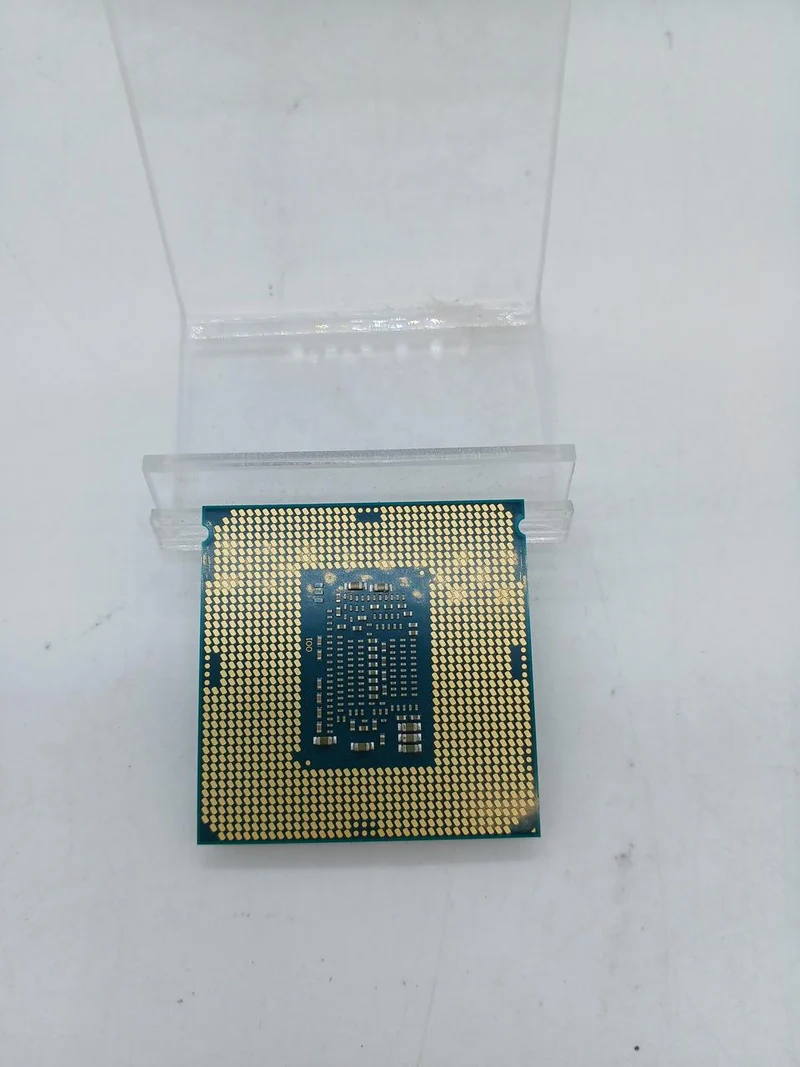 Processeur Intel Core i3-8100 à 3.60 GHz