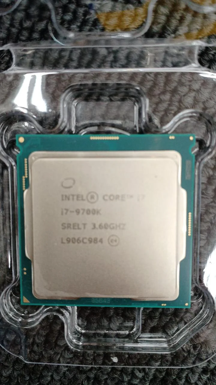 Processeur Intel i7-9700K