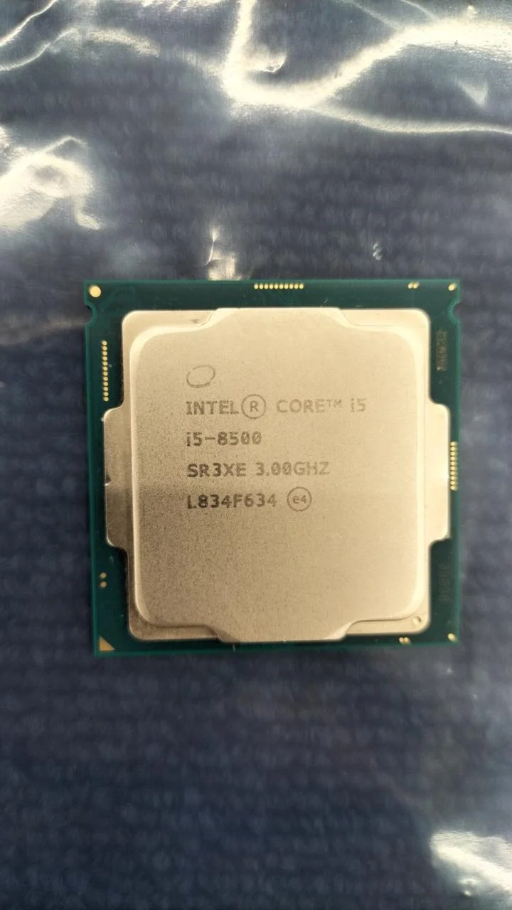 Intel Core i5-8500 CPU