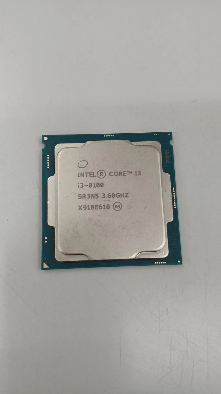 Processeur Intel Core i3-8100 à 3.60 GHz