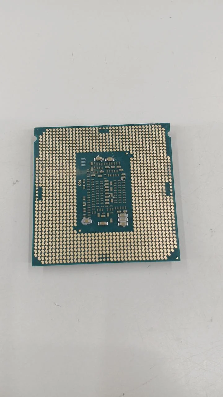 Processeur Intel Core i3-8100 à 3.60 GHz