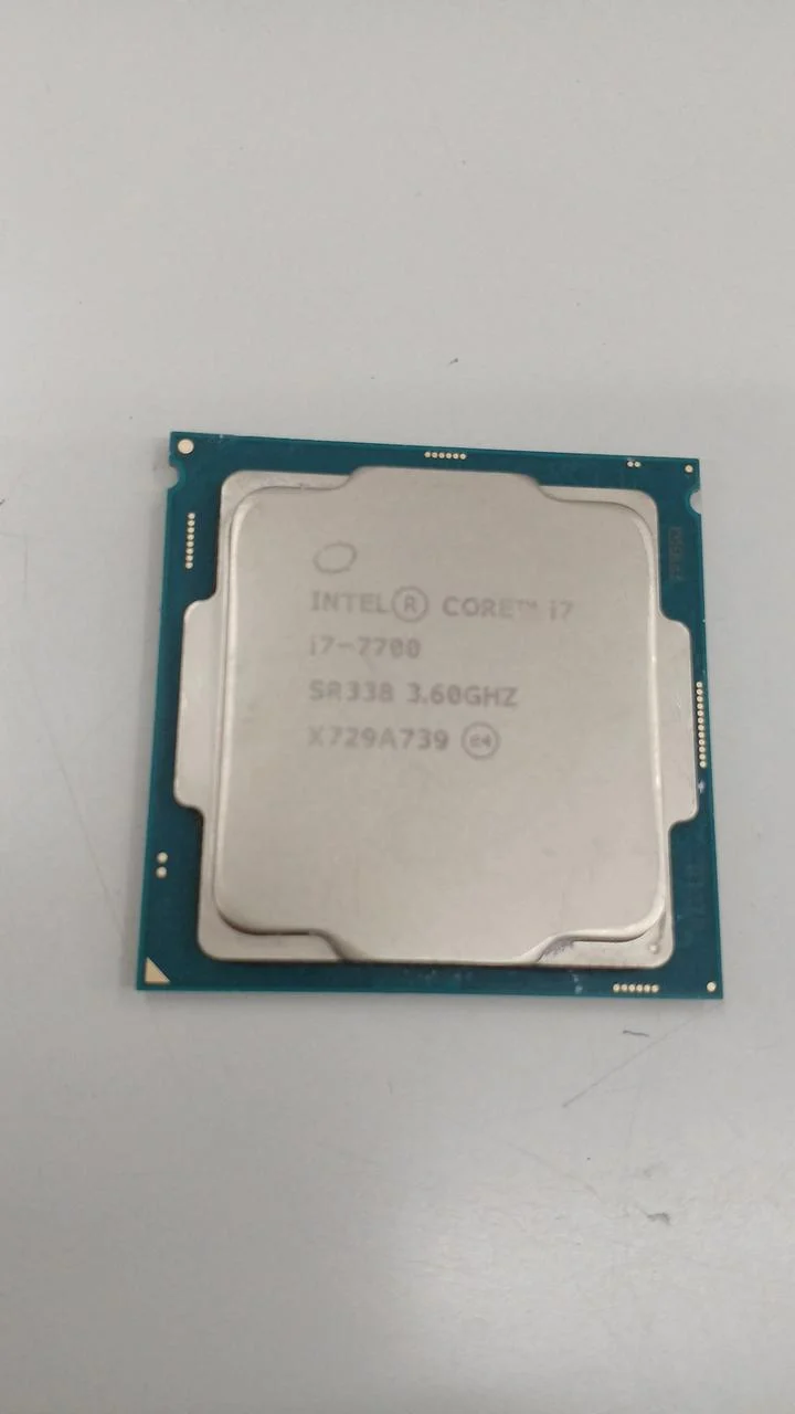 Processeur Intel Core i7-7700 à 3.60 GHz
