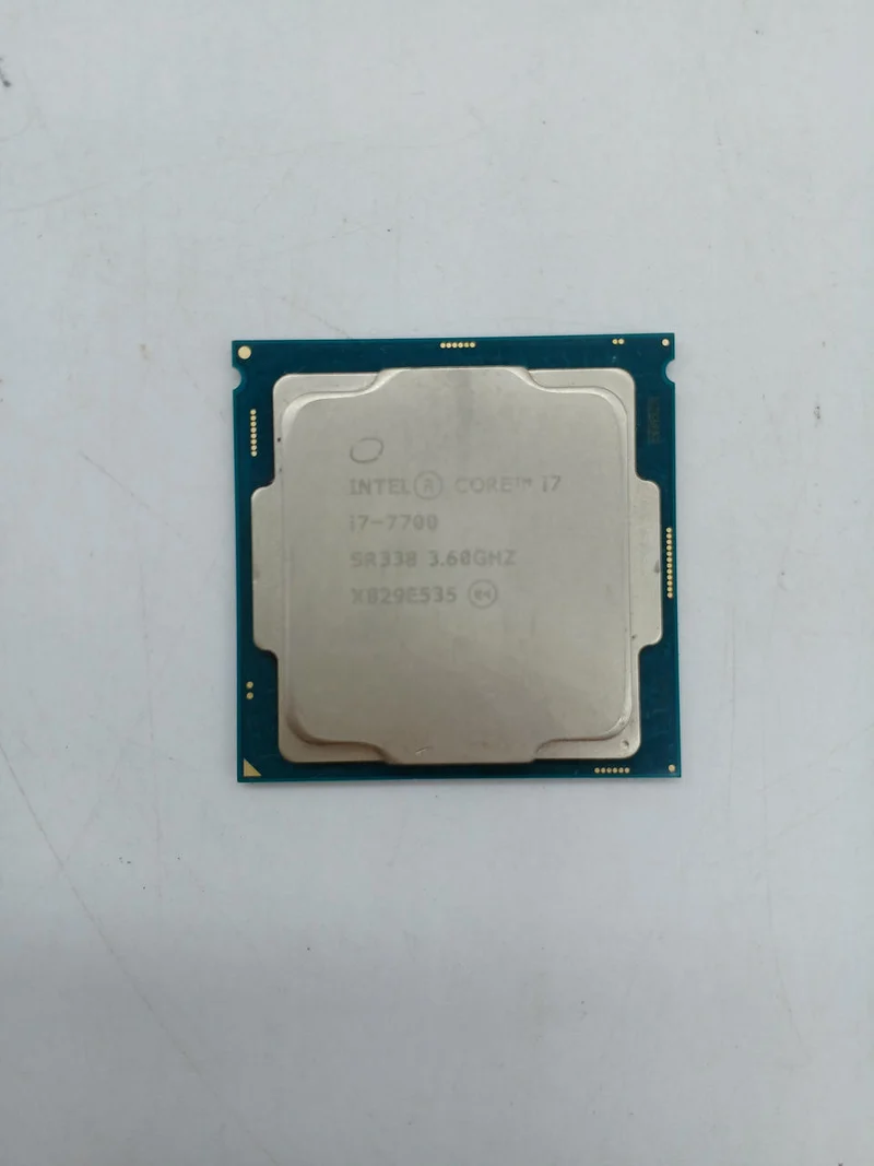Processeur Intel Core i7-7700 à 3.60 GHz