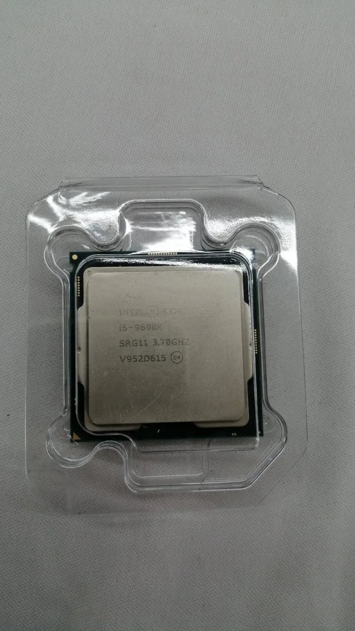 Processeur Intel Core i5-9600K