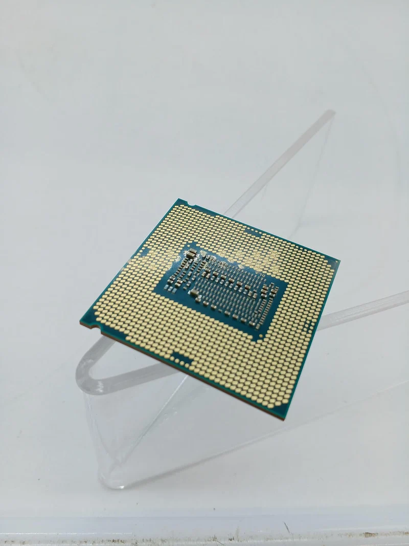 Processeur Intel Core i5-9600KF à 3.70 GHz