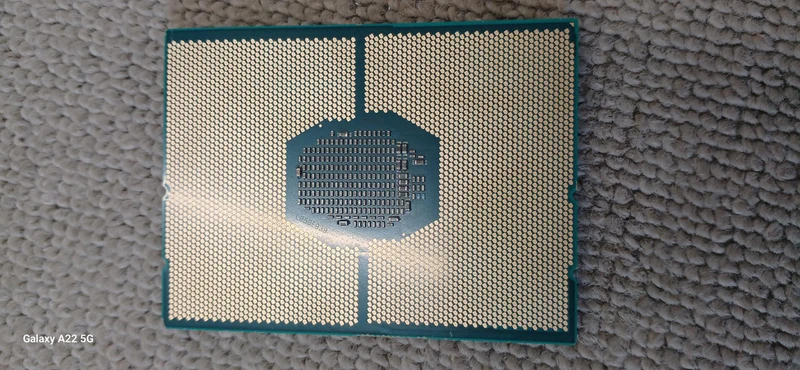 Processeur Intel Xeon Gold 6278C