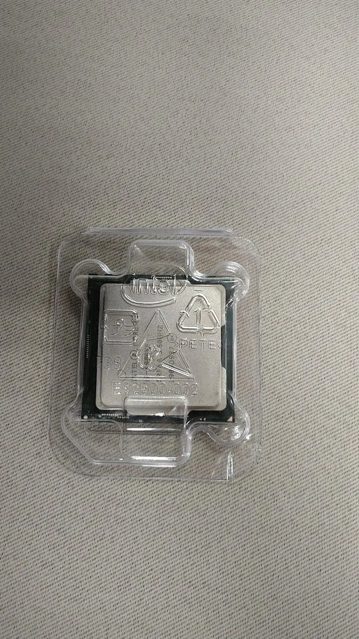 Processeur Intel i9-9900KF