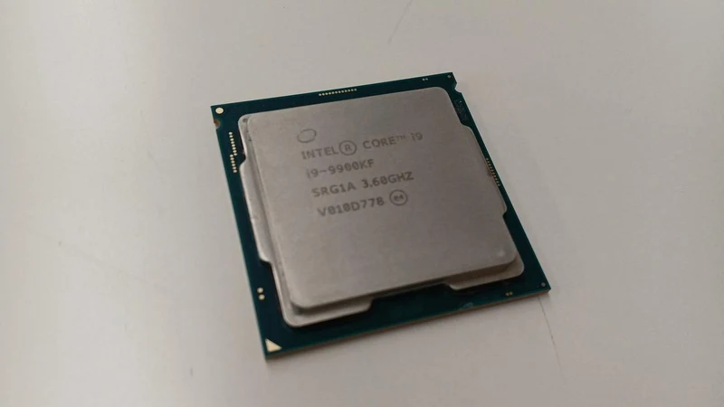 Processeur Intel Core i9-9900KF 3.6 GHz