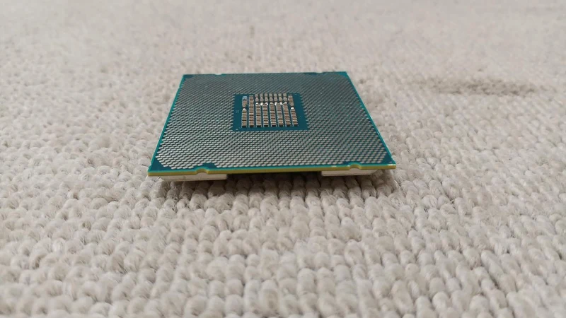 Processeur Intel i9-9900X 3.5 GHz