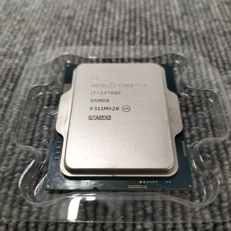 INTEL [16 cores, 24 threads] INTEL i7-13700K Core i7-13700K