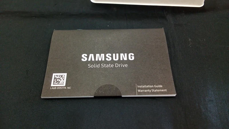 SAMSUNG M.2 SSD MZ-V9P2T0G-IT/EC