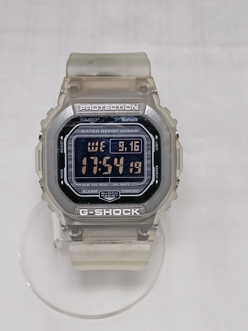 CASIO G-SHOCK Quartz Wristwatch DW-B5600
