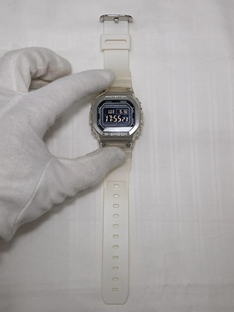 CASIO G-SHOCK Quartz Wristwatch DW-B5600