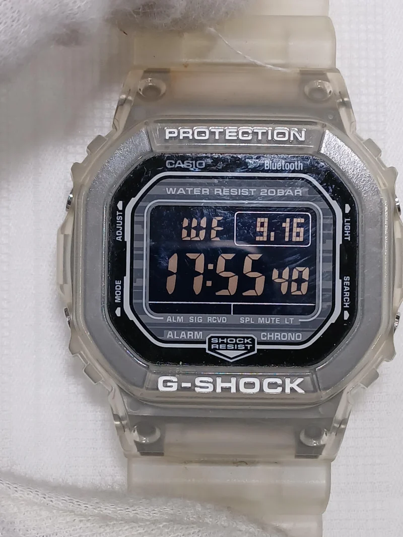 CASIO G-SHOCK Quartz Wristwatch DW-B5600
