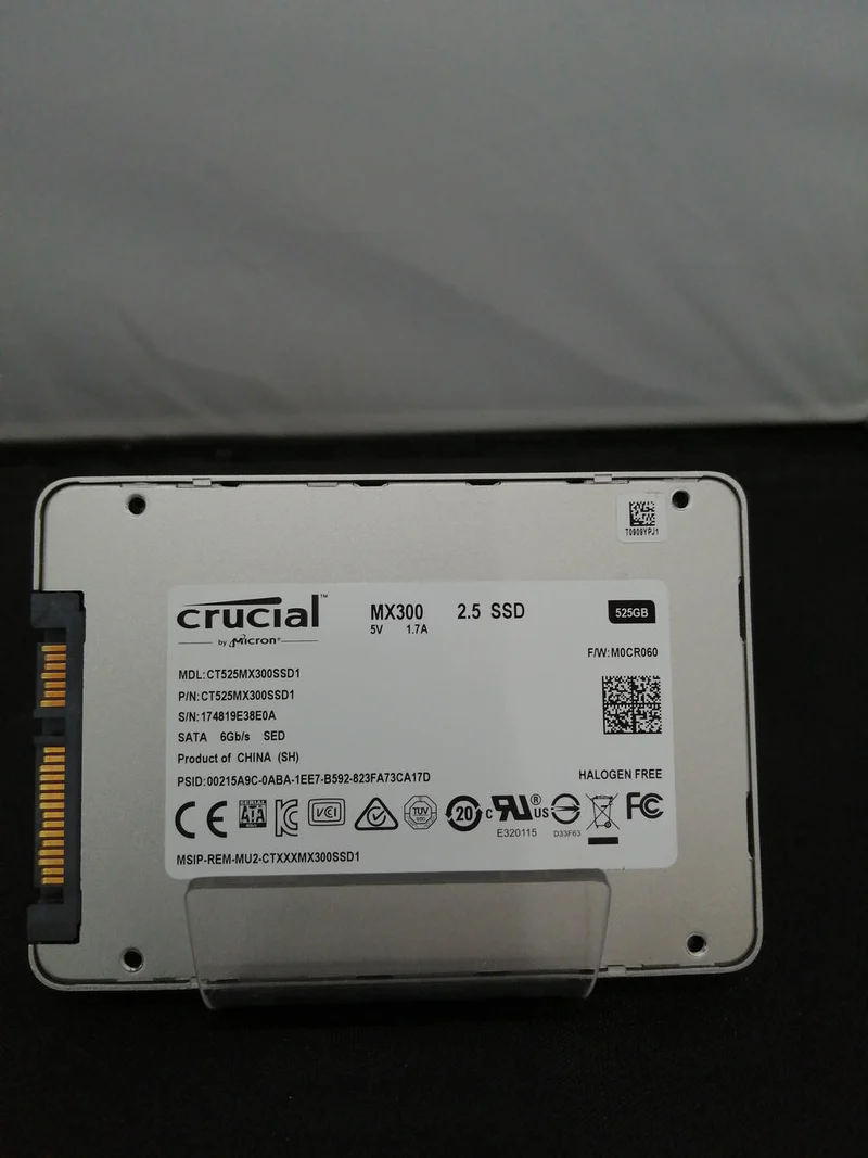 SSD CRUCIAL 2.5 pouces (525 Go) CT525MX300SSD1