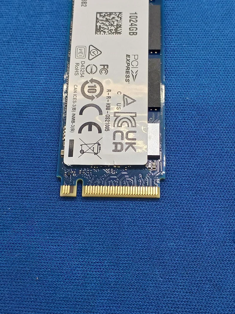SSD KINGSTON OM8PGP41024Q-AQ
