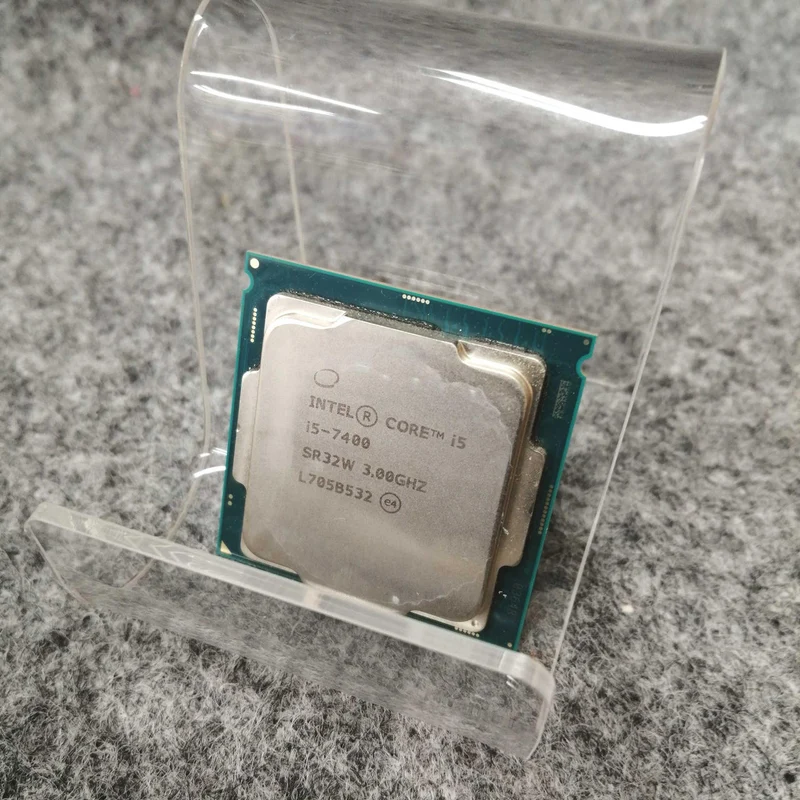 Processeur Intel Core i5-7400 à 3.0 GHz