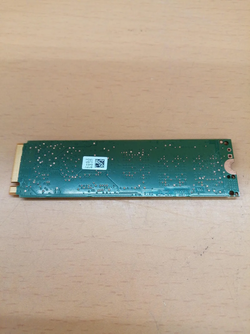 SSD Intel 1024 Go
