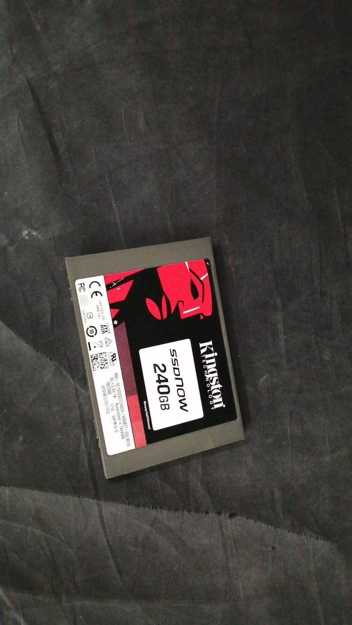 SSD KINGSTON RBU-SC152DS37/240GH