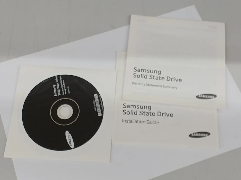 SAMSUNG SSD 1TB MZ75E1T0BIT