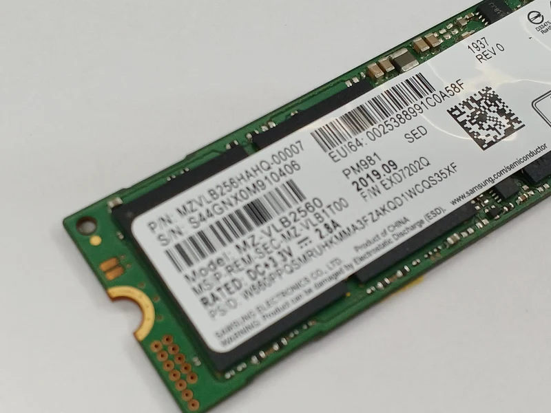 SSD NVMe M.2 SAMSUNG 256 Go MZVLB256HAHQ-00007