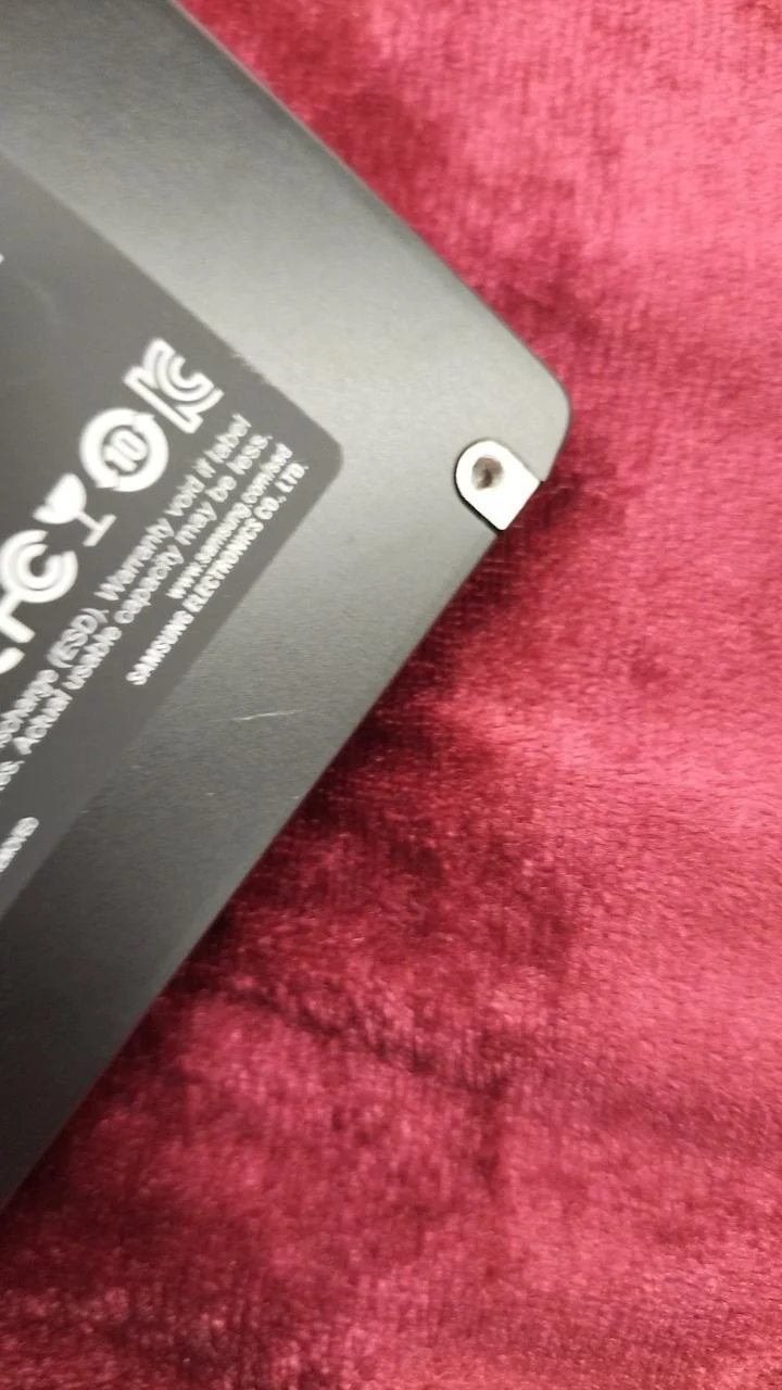 SSD SAMSUNG 4 To MZH76E4T0