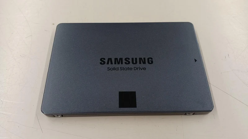 SAMSUNG 860QVO 1 To MZ-76Q1T0