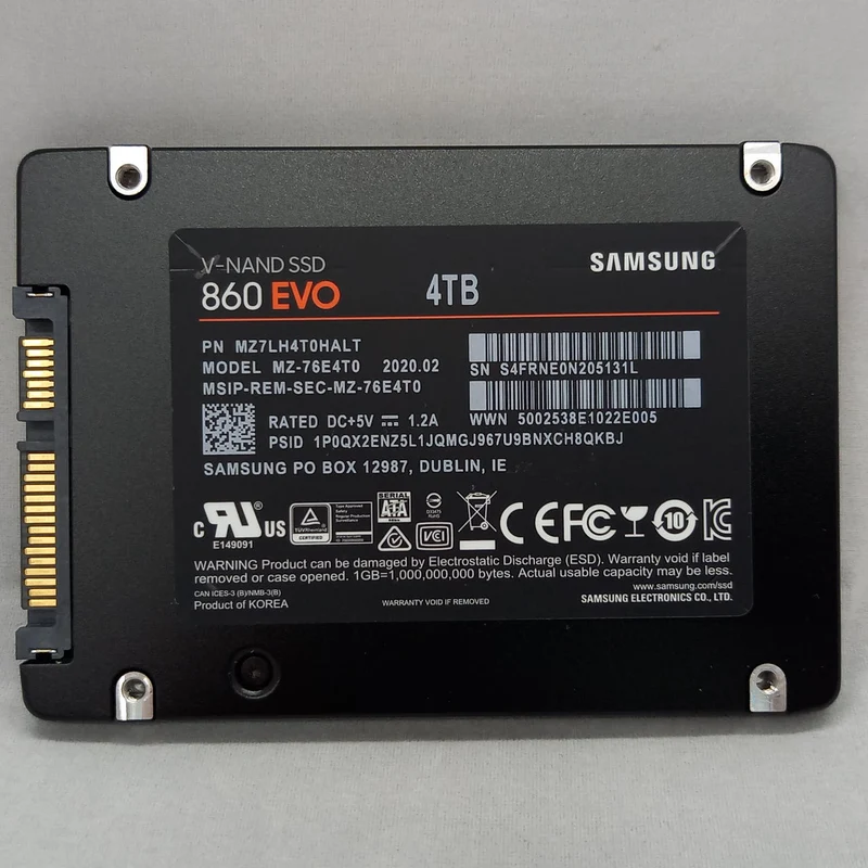 SAMSUNG SSD 4TB MZ-76E4T0