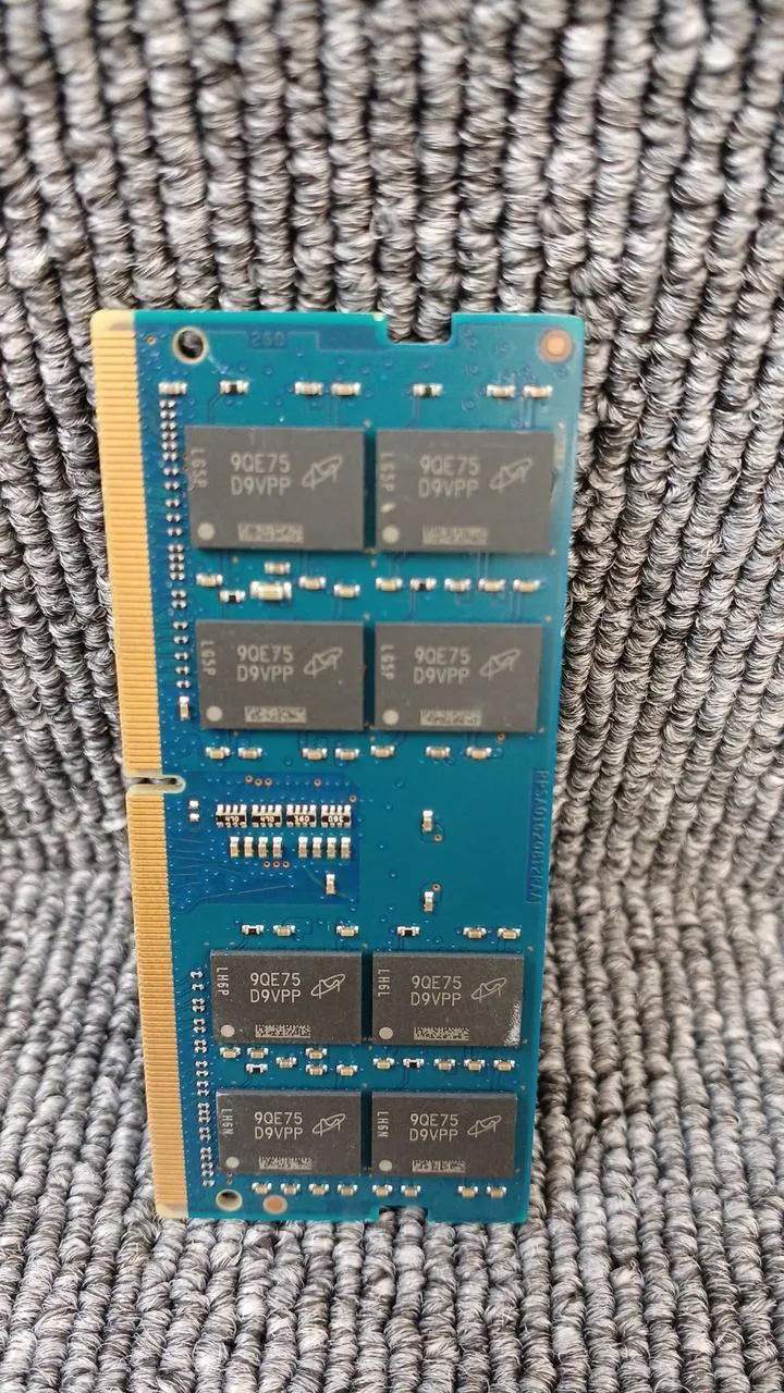 Mémoire RAMAXEL pour ordinateurs portables RMSA3300ME78HBF-2666