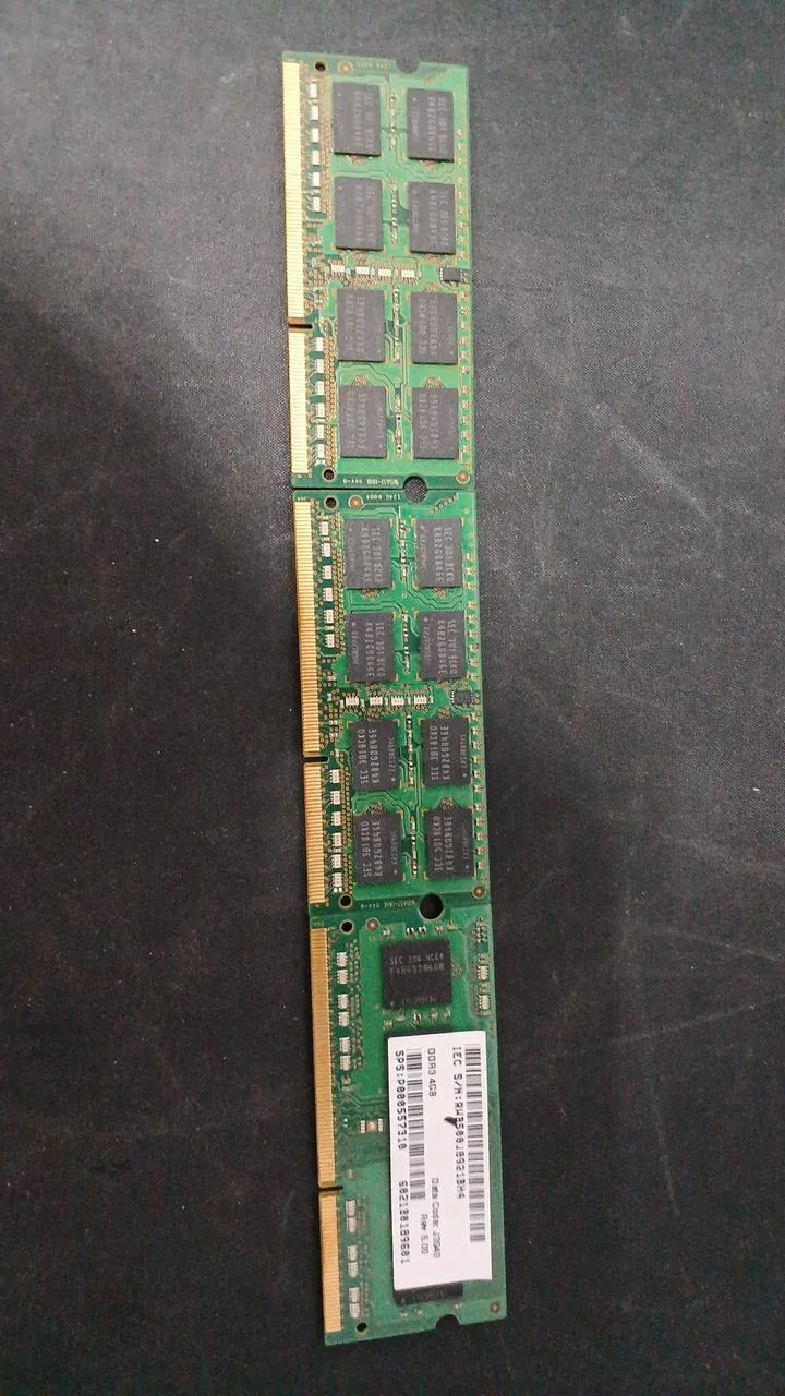 SAMSUNG DDR3 Laptop Memory 4GB 11 Discs DDR3 PC3L-12800S