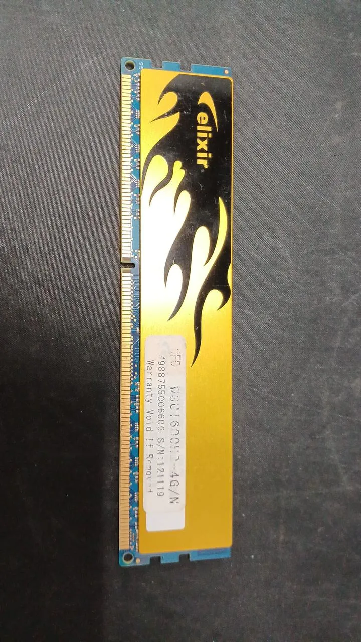 CFD DDR3 Memory 4GB 6-disc set W3U1600HQ-4G