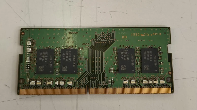 SAMSUNG Memory M471A1K43CB1-CTD