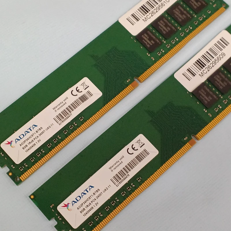 Mémoire PC ADATA DDR4 16 Go (2 x 8 Go) AO2P24HC8T1-BTBS