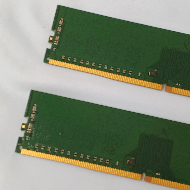 Mémoire PC ADATA DDR4 16 Go (2 x 8 Go) AO2P24HC8T1-BTBS