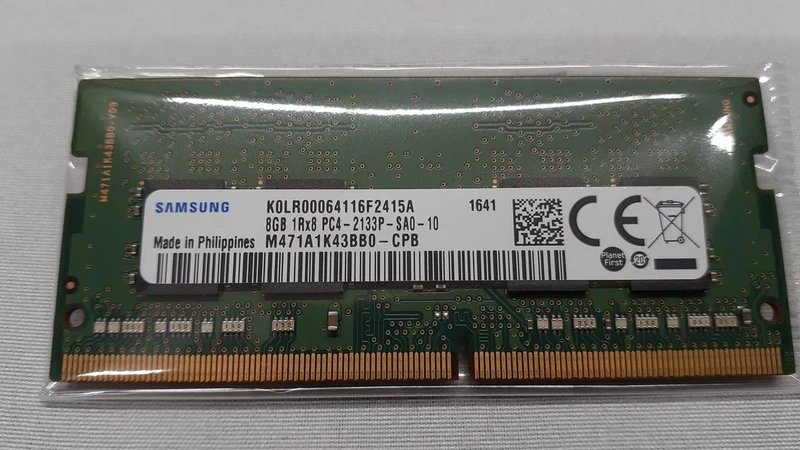 SAMSUNG Memory: DDR4 8GB