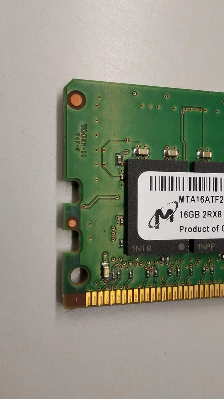 Mémoire CRUCIAL DDR4 PC-2133 16 Go
