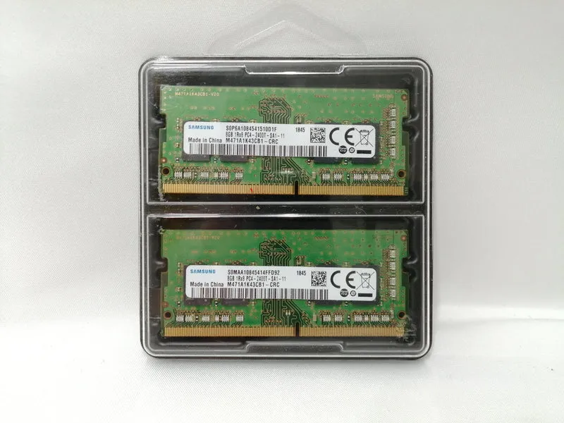 SAMSUNG DDR4 Memory M471A1K43CB1-CRC